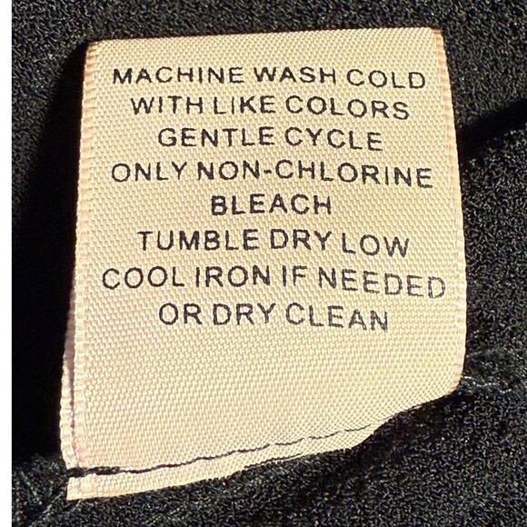 NEW Philosophy Women's‎ Black Sleeveless V-Neck Tank Top Size Large Casual NWT - Picture 8 of 8